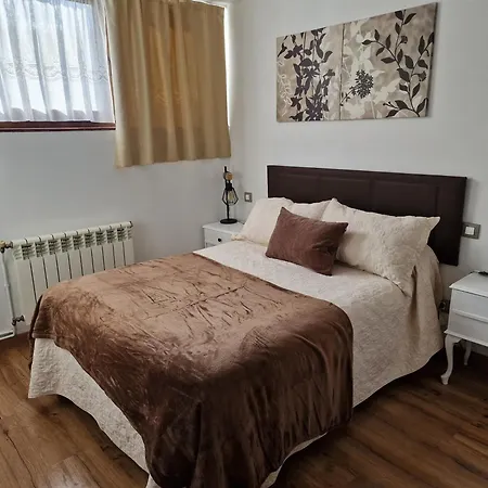 Con Jardin Y Barbacoa * Onís