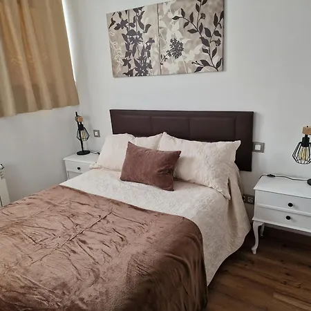 Con Jardin Y Barbacoa